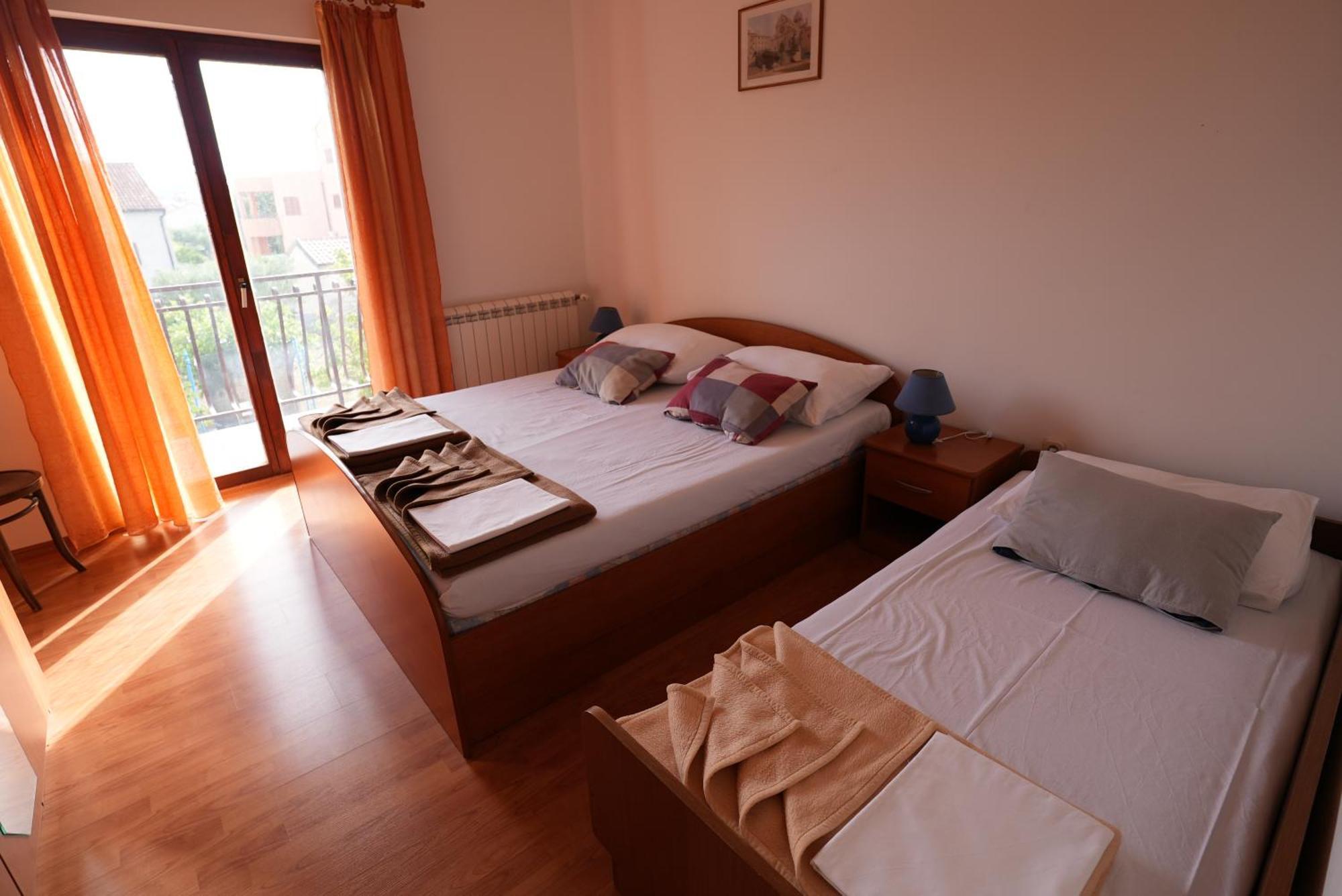Apartments Perina Σίμπενικ Εξωτερικό φωτογραφία