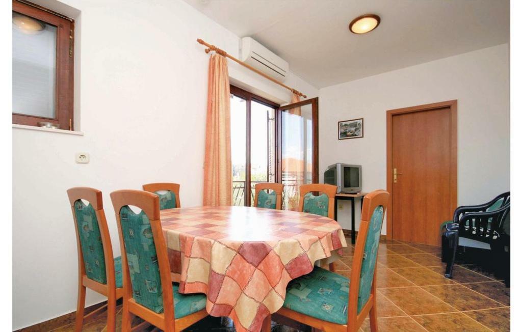 Apartments Perina Σίμπενικ Εξωτερικό φωτογραφία