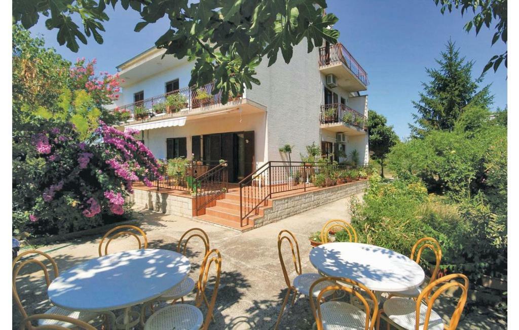 Apartments Perina Σίμπενικ Εξωτερικό φωτογραφία